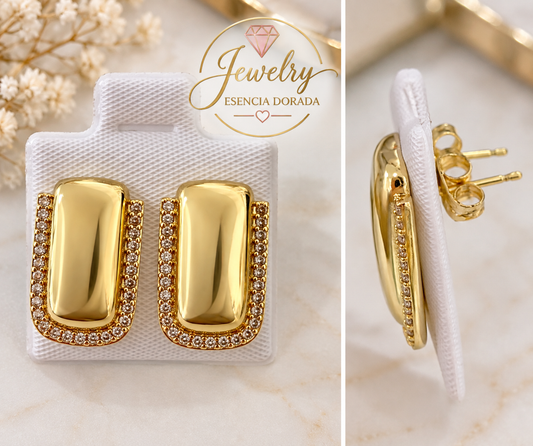 Aretes plain en estilo chapas con borde de circonia