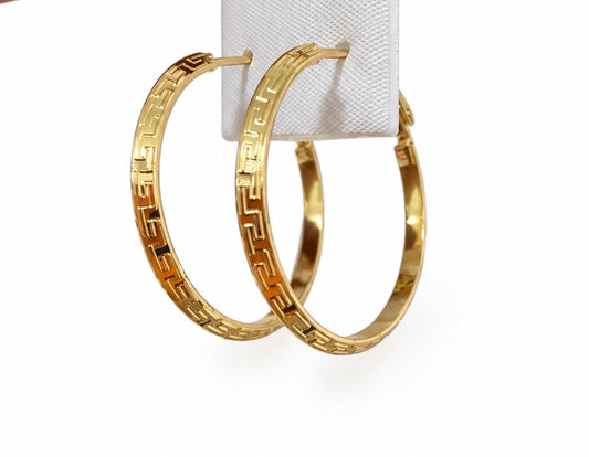 Argollas finas inspiradas en versa… (cierre estilo omega)